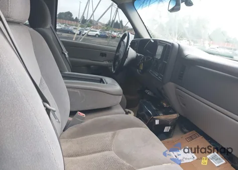 2004 Chevrolet Suburban 2500 Ls из США, поврежденный, VIN 3GNGK26U54G243441